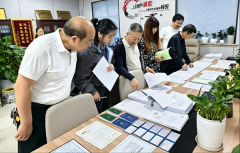<b><b>多部分结合督查 建牢学生食物平安防地——我县</b></b>